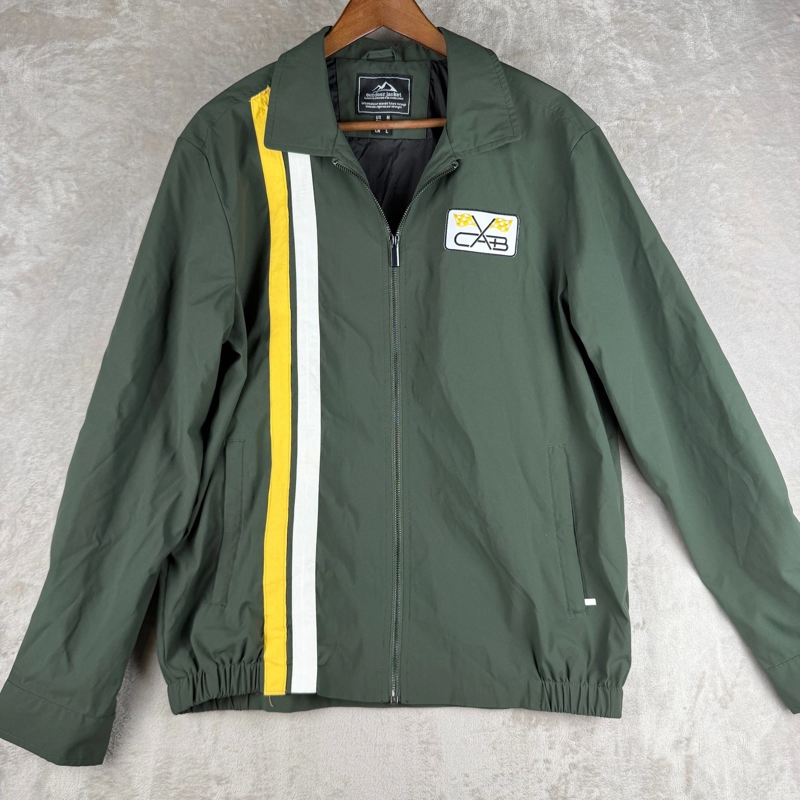 Outdoor Jacket Mens Medium Green Full Zip Racing Style Windbreaker CAB Patch image 1