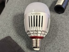 Aputure Accent B7C 7W RGBWW LED Smart Light