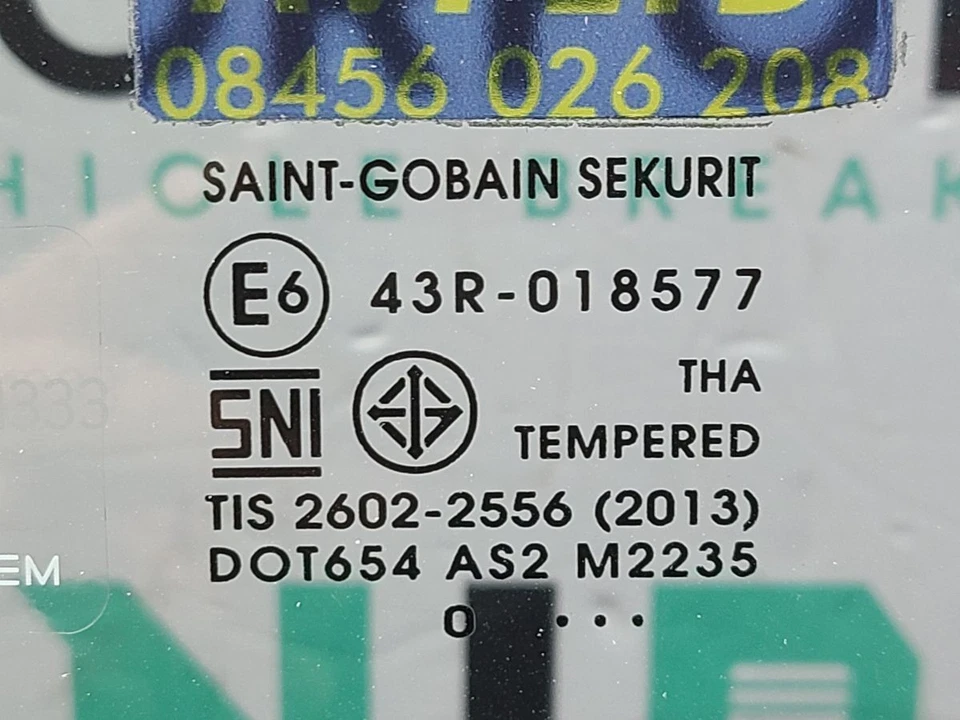 ISUZU D-MAX RG MK3 2022 Door Window Glass Front Left Side - Image 3 of 4