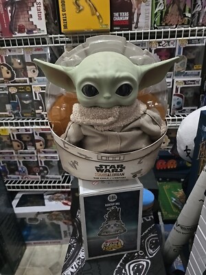 Disney Star Wars: The Mandalorian Yoda The Child 11 inch Action Figure- GWD85