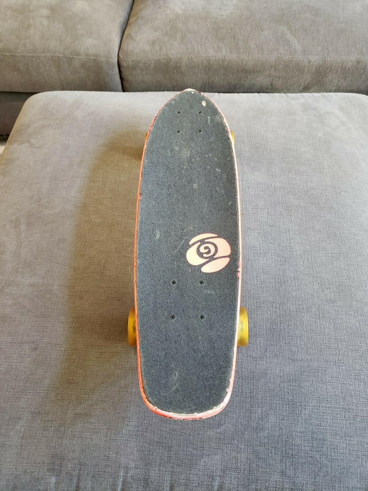 Sector 9 Hopper Skateboard with Light up Wheels! Awesome Colorway. Pink/Yellow