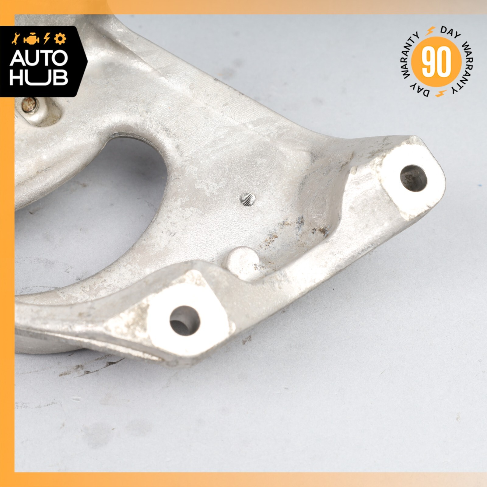 Aston Martin DB11 / Vantage Front Left Side Engine Mount Bracket OEM 7k