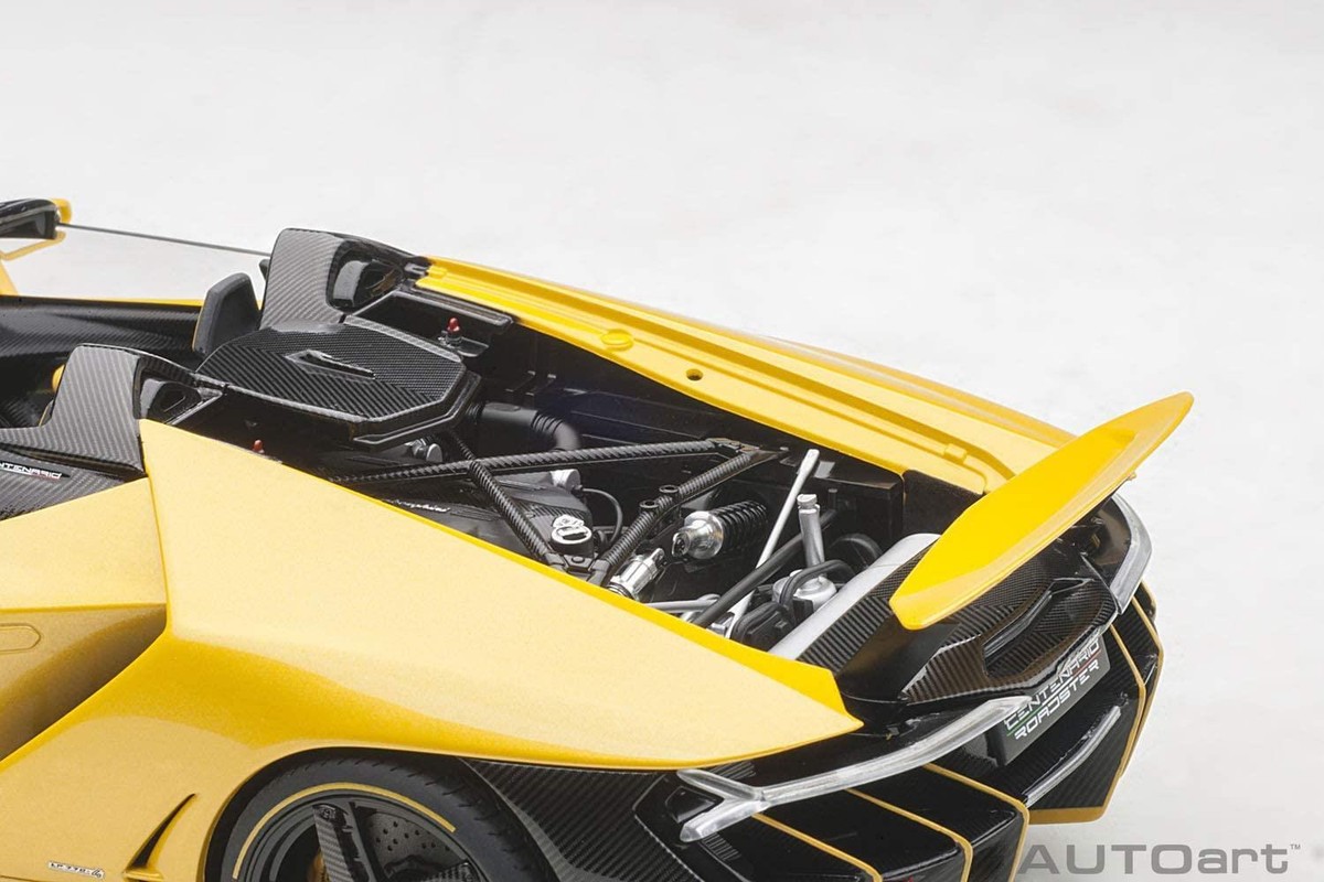AUTOart 1/18 Lamborghini Centenario Roadster Pearl Yellow