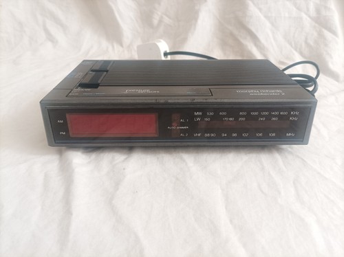 Morphy Richards Weekender 2 Radiowecker CR366