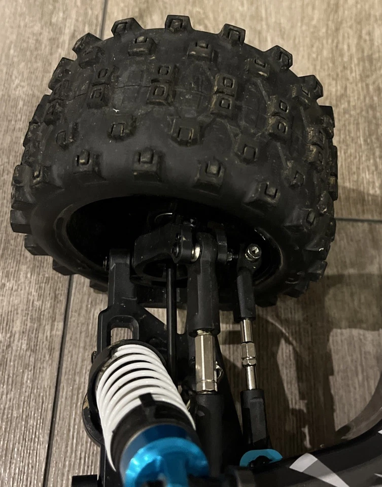 1:8 King of Dirt Buggy 4S BRUSHLESS + 2x LiPo 5000 mAh 100% RTR 80Km/h Carson RC - Bild 3 von 4