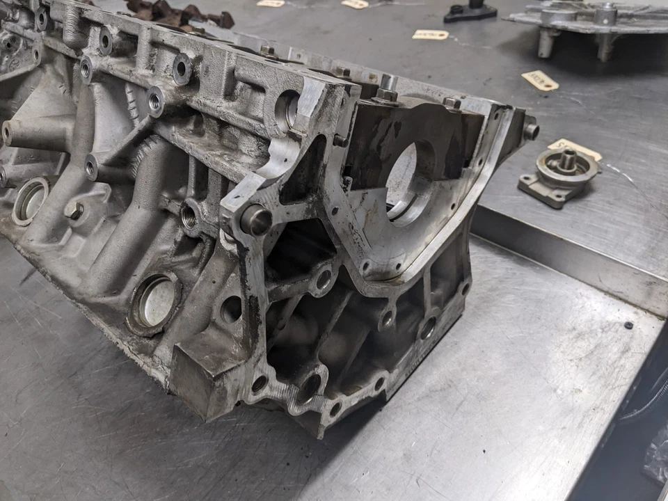 Engine Cylinder Block For 06-10 Dodge Charger 2.7 4663611 - Image 4 of 4