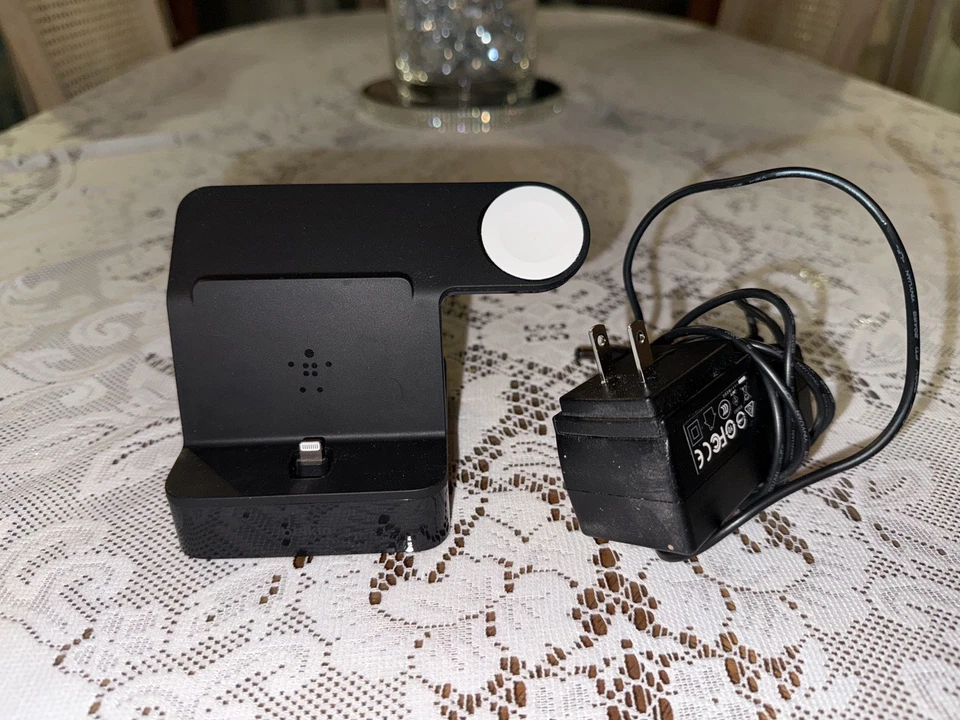 Base de carga Belkin PowerHouse negra 2 en 1 para Apple Watch y iPhone - F8J237  Foto 2 de 2