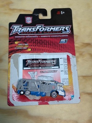 Transformers Ultra Magnus RID 2002 Basic Class