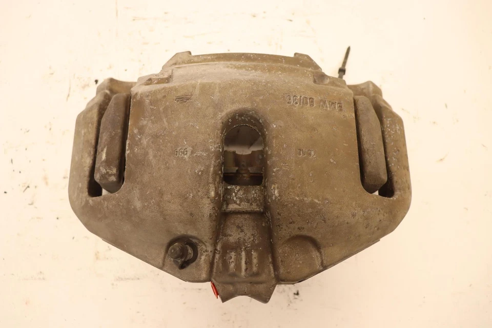 2011-2015 BMW 740LI F01 F02 ПЕРЕДНИЙ ПРАВЫЙ ПАССАЖИРСКИЙ БОКОВОЙ ТОРМОЗ СУППОРТ OEM - Изображение 4 из 4