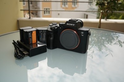 Sony Alpha 7 III ILCE-7M3 24,2MP Vollformat Systemkamera 56.533 Auslösungen