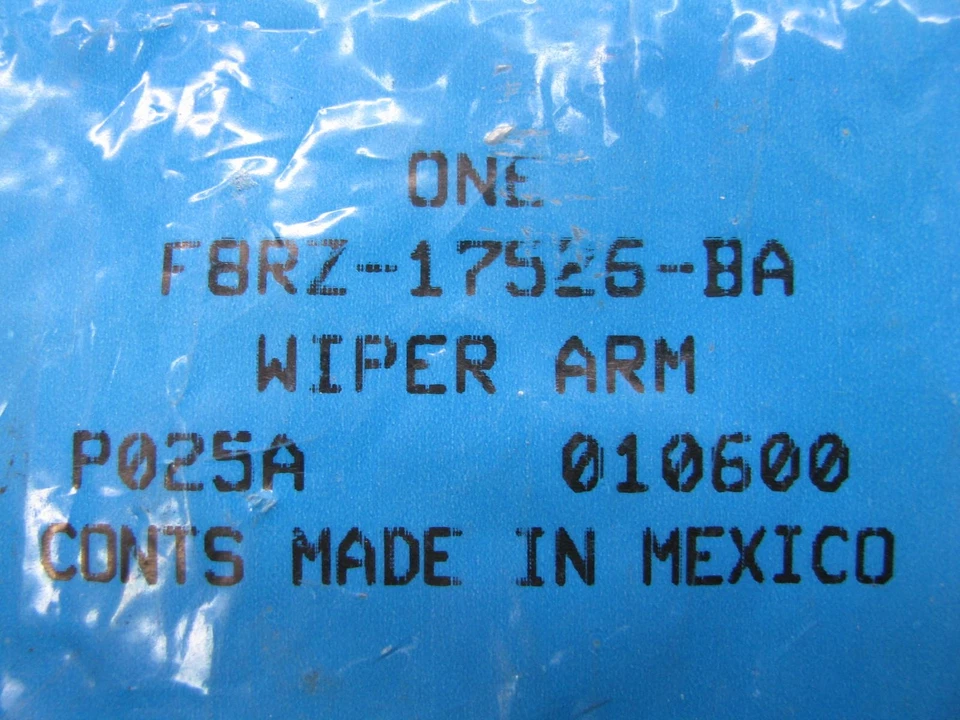 NUEVO - Brazo limpiaparabrisas derecho OEM Ford F8RZ-17526-BA 1999-02 Mercury Cougar Foto 4 de 4