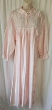Vtg Sara Beth Pink Lace Embroidered Long Sleeve Long Night Gown NWT Size Small