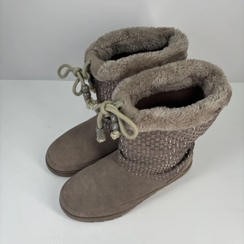 Skechers Keepsakes Lazy Bones Women’s Size 8 Taupe Faux Fur Ankle Winter Boots - Image 2 of 4