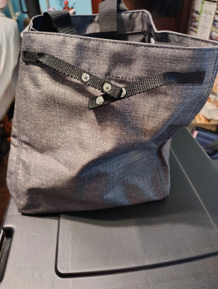 Thirty One Extra Large Storage Tote in Textured Grey - Image 4 of 4