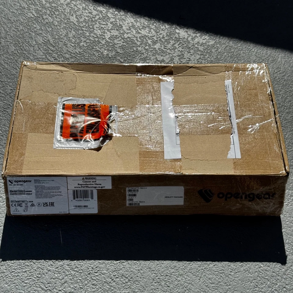 NEW CM7116-2-DAC Opengear 16-Port Serial Port Console Server CM7116-2-DAC-US - Image 2 of 4