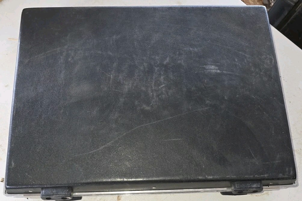 Vintage Hardshell Briefcase - image 8