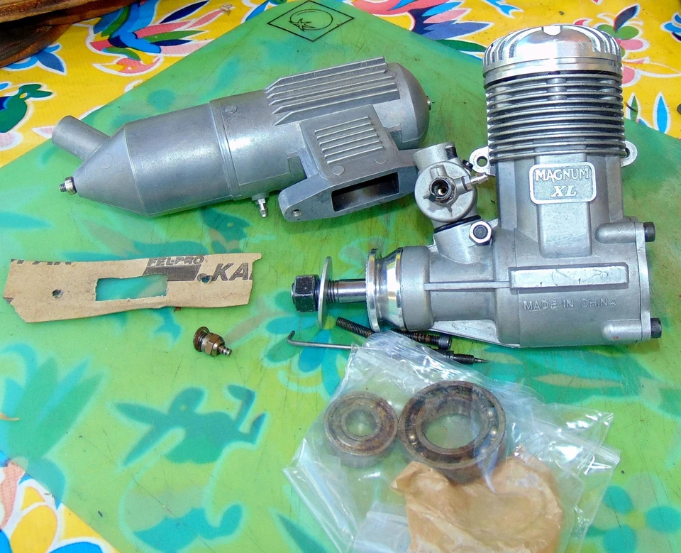 Rare Magnum XL 120 RC Model Airplane Engine, Excellent, cleaned, new bearings - Image 2 of 4