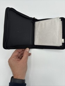 Sega Dreamcast 16 Disc Zip-Up Carrying Case Storage Game CD Holder