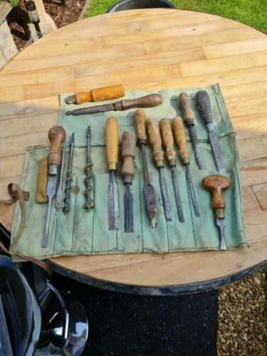 FOOTPRINTS Collectable Chisels