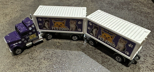 CAMION MAJORETTE MAN TGX avec conteneur « Majorette » - Bleu foncé