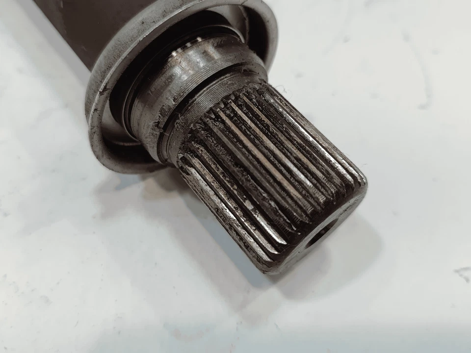 Honda Pilot 2016-2022 eje intermedio lado pasajero delantero derecho OEM Foto 3 de 4