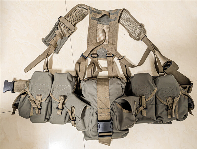 Chaleco de equipo portador de carga individual fuerza especial réplica táctica rusa Sbruya