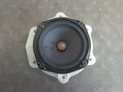 ディスポーザー 2004-2015 Mazda Guide Pin DDY2-33-694 | TascaParts.com