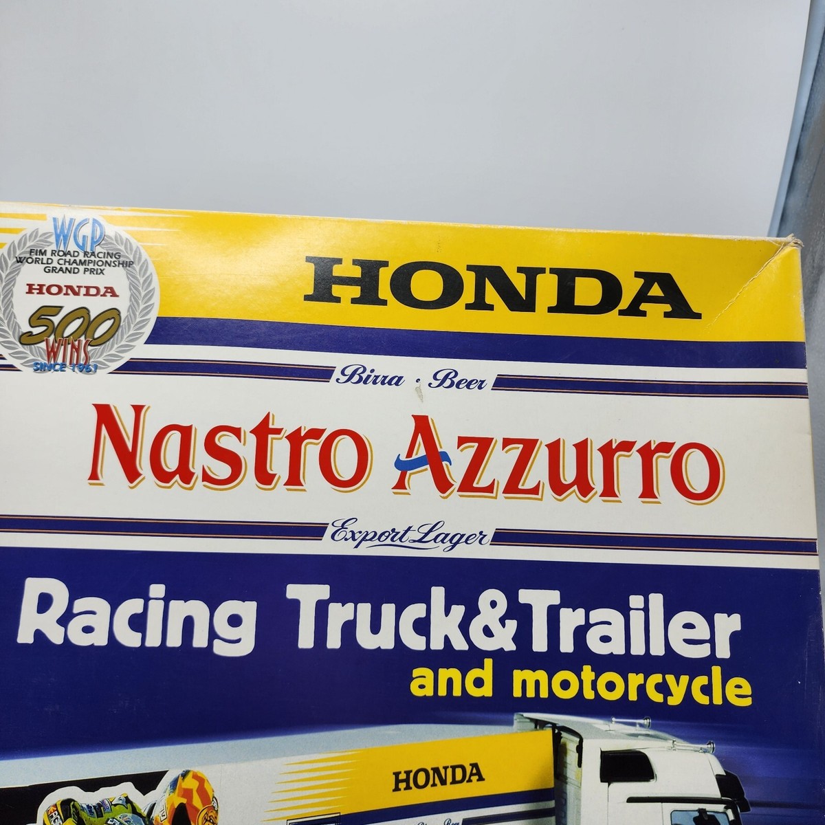 2001 ITALERI Honda Motorcycle Racing Team Model #3810 Nastro Azzu