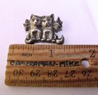 Small Vintage Brooch Twin Kittens Bows Pin Sterling Silver Cats — photo 2