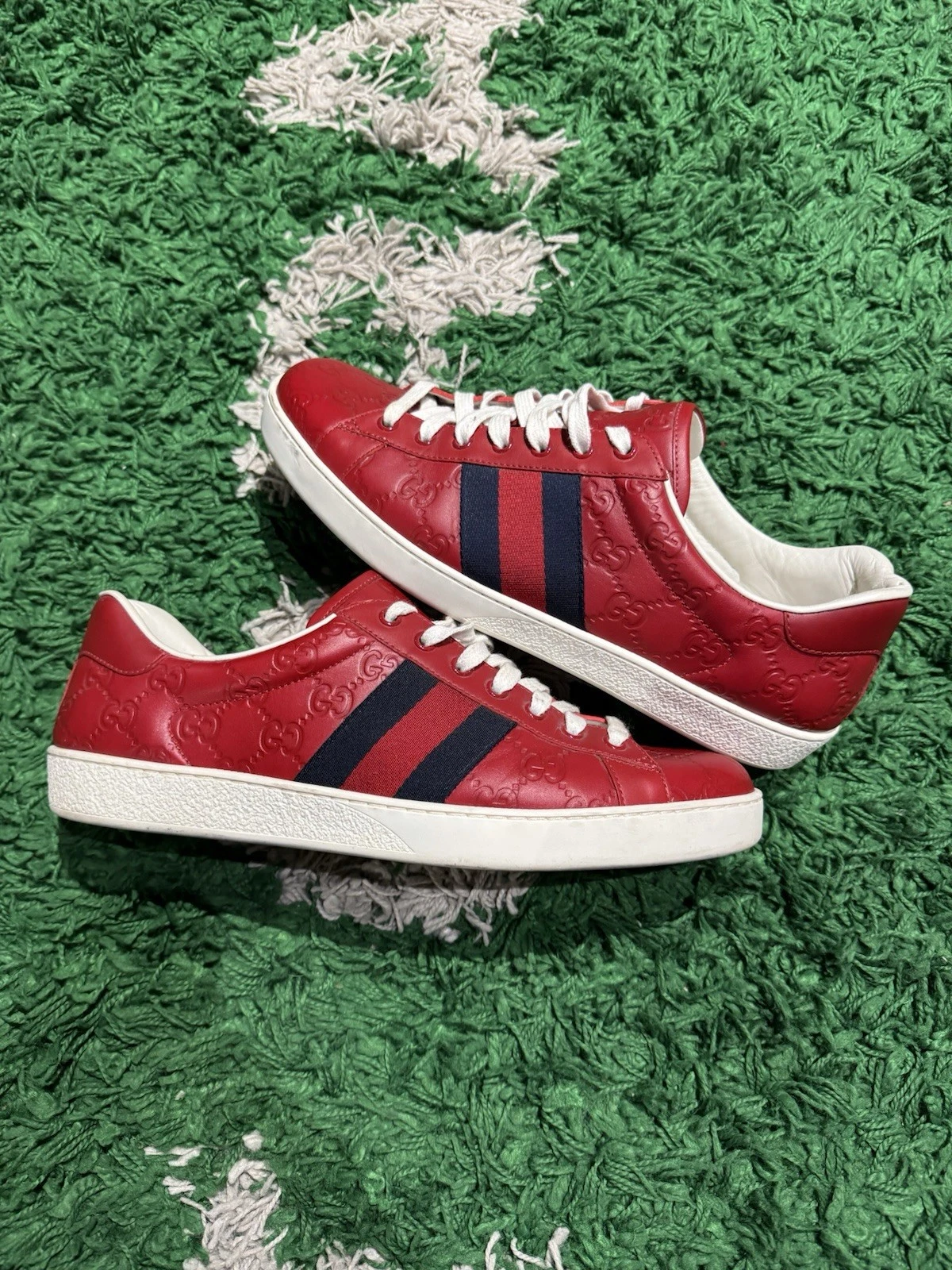 Baskets Gucci Gg Ace en relief taille 9 Gucci   sans boîte   très propres