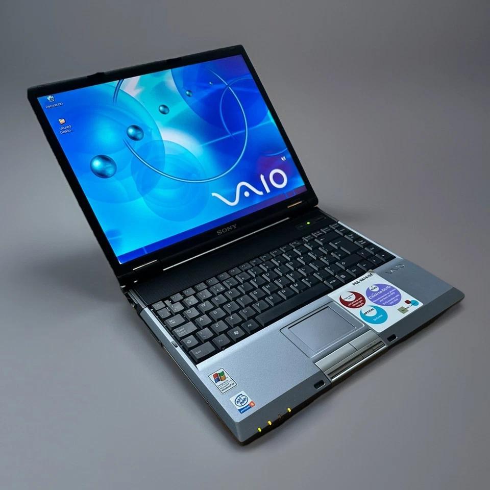 Vintage Sony Vaio Laptop 15” Model PCG-8N2M Pentium 4 512MB Ram 60GB HDD Win XP - Image 2 of 4
