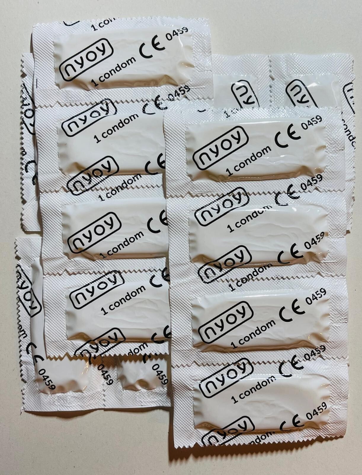 nyoy Classic Kondome Präservative Super Pleasure Condoms 4 Stück, transparente