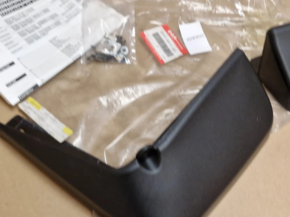 Suzuki Liana Rear Mud Guard Flap Set 2004-on 4dr Sedan 99000-990YC-851 Genuine - Image 2 of 4