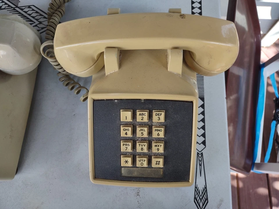 Pair Of Vintage Business Office Desk Phones Yellow & Cream For Parts Or Repair  - Image 3 of 4