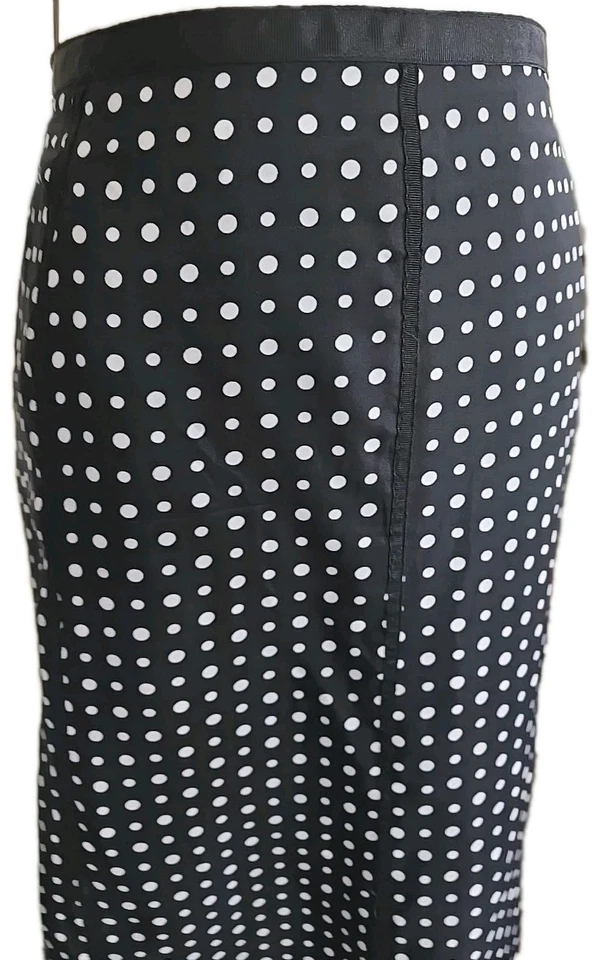 Falda Style & Co. 100 % seda lunares blancos y negros, talla 16 Foto 2 de 4