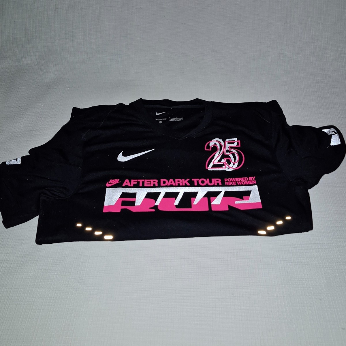 Nike After Dark Tour 2025 Running Tee BlacK/Pink Dri-Fit Women's
