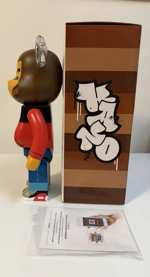DesignerCon DCon 2022 Medicom BearBrick BE@RBRICK Kano 400% Exclusive - Image 2 of 4