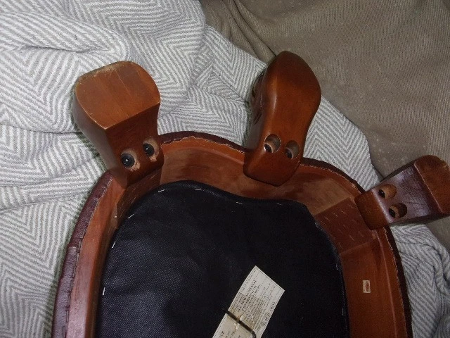 Табурет для ног Zeckos Elegant Turtle оттоманка / ретро - Изображение 4 из 4