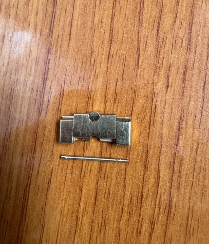 Eslabón de reloj Movado SE 88.G1.1892 edición deportiva 20 mm tono dorado para pulsera correa Foto 2 de 3