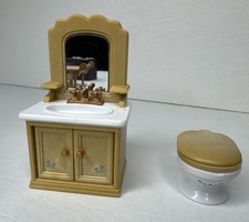 Sylvanian Families Calico Critters Country Vanity Sink Mirror Cabinet  TOILET