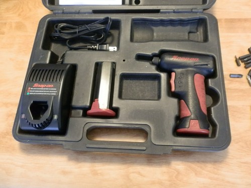 SNAP ON CORDLESS SCREWDRIVER CT5561 W 