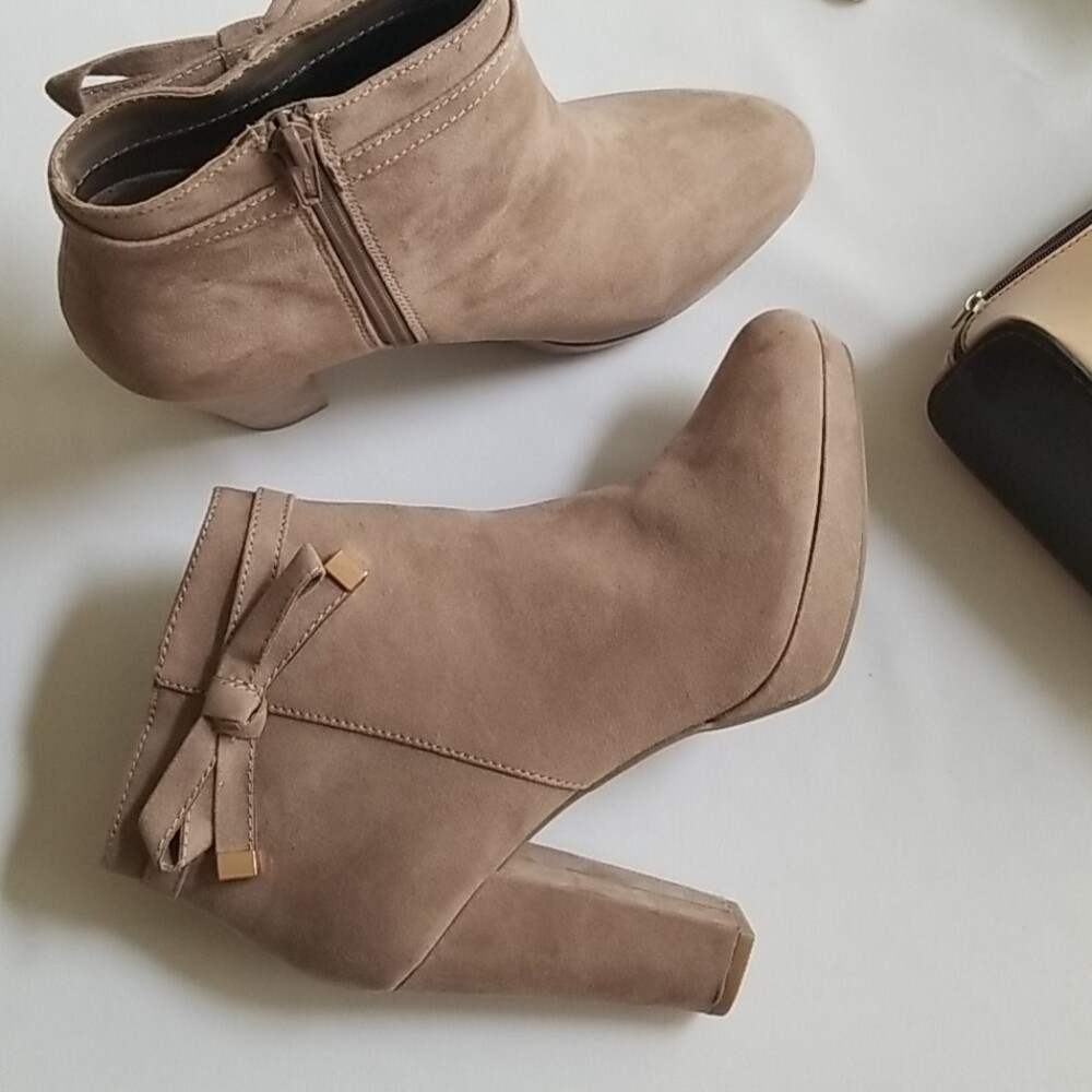 lc lauren conrad leche women's ankle boots