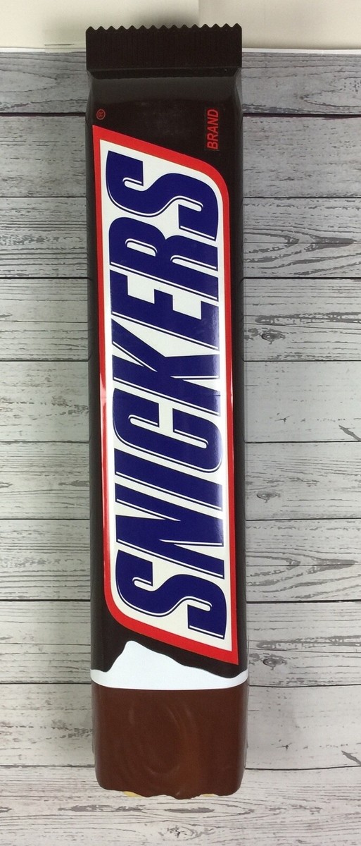 Snickers Candy Bar 3D Plastic Wall Hanging Store Display RARE Free