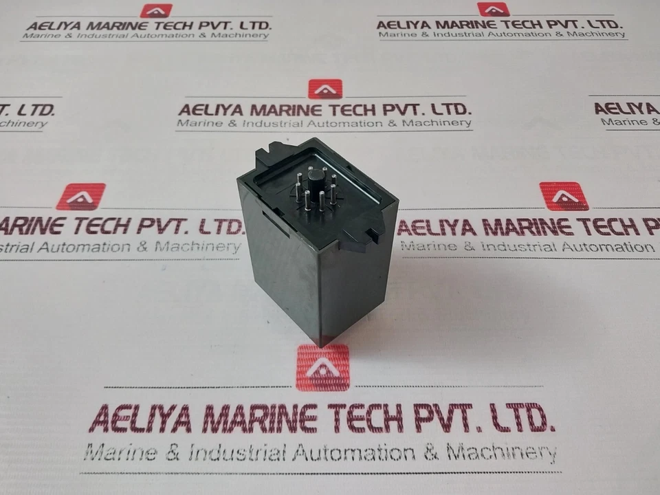 Omron H3L US Time Delay Relay Series a 24V DC 031 a - Image 4 of 4