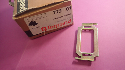 Support Griffes 2 Modules Legrand Mosaic 50 - Poussoir Prise Interrupteur - Occasion