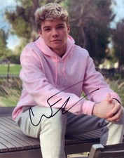 Connor Finnerty Signed Autographed 8x10 Photo SUNNYSIDE UP Child Actor COA