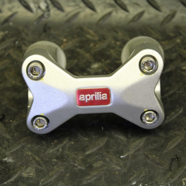 16 APRILIA TUONO V4 1100 HANDLEBAR RISERS 899049 899427 bb99 eBay