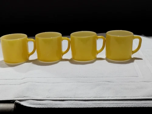 Set of 4 Federal F  Milk Glass Coffee Cup Mug Heat Proof D Handle Yellow Vintage