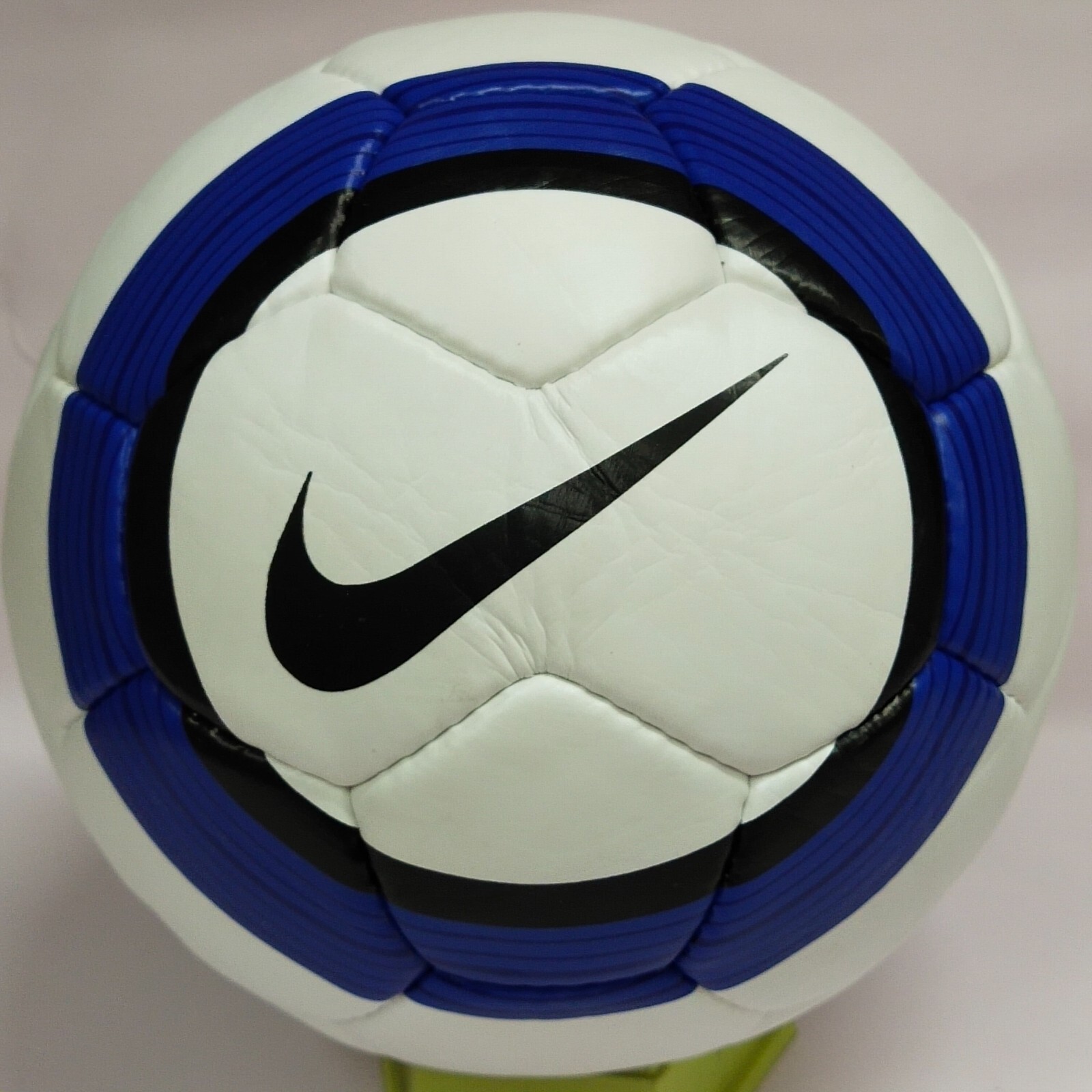aerow 1 soccer ball