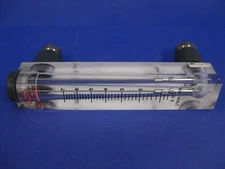 Dwyer VFC-131 Visi-Float Flowmeter, 100-700 LPM Air, Used